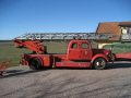 volvo-stegbil-234-red1080